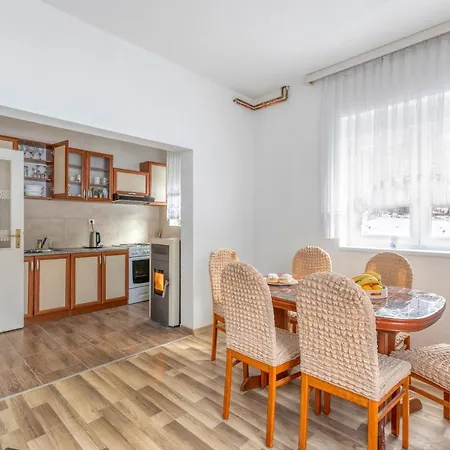 Apartman Vedro Polje Gospic Exterior photo